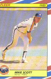 1988 Fleer Superstars Baseball Cards   034      Mike Scott